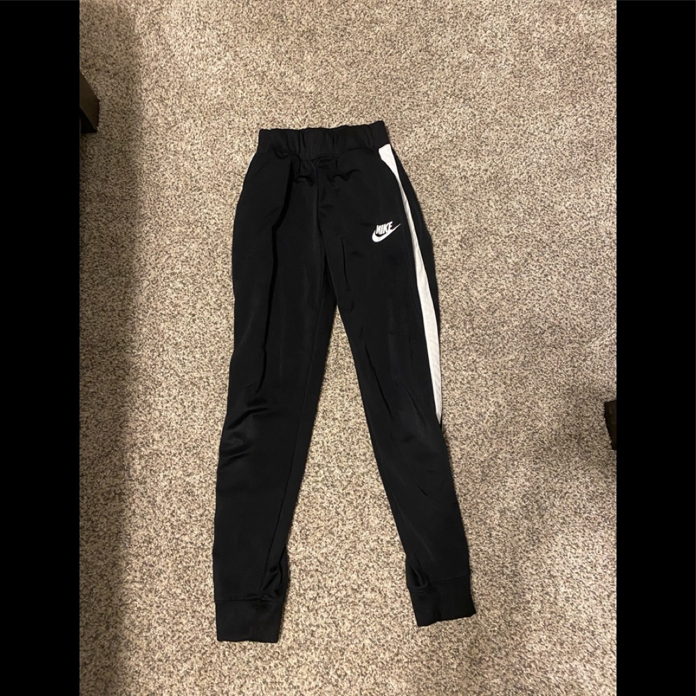 NIKE Sweatpants